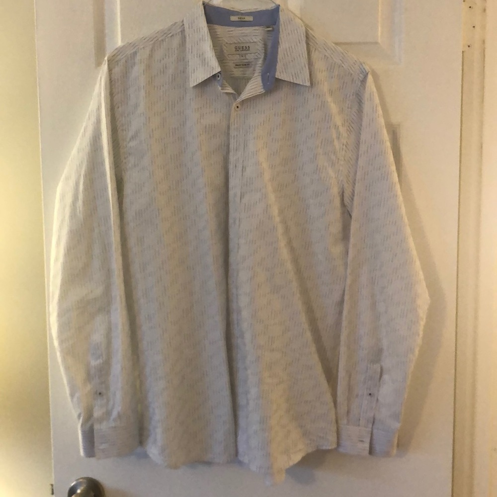 Guess Dress Shirt - L